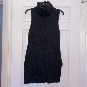 Gap sleeveless turtleneck sweater